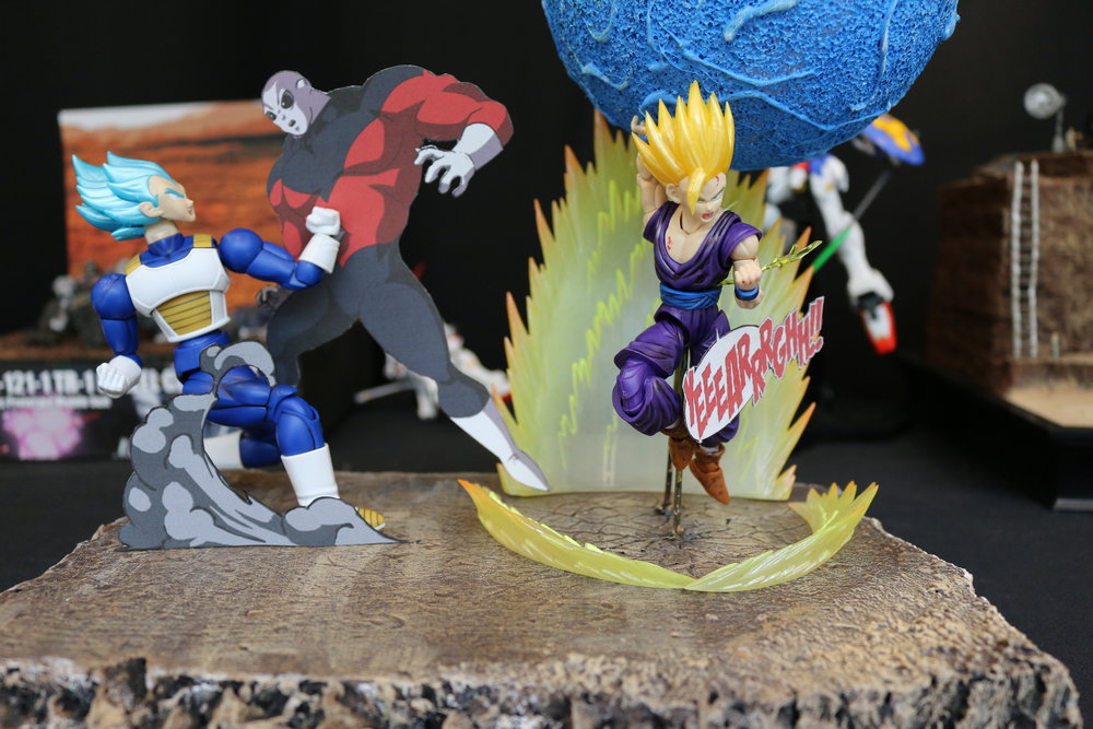  Figurerise Vegeta Blue &amp; Figurerise Teen Gohan   