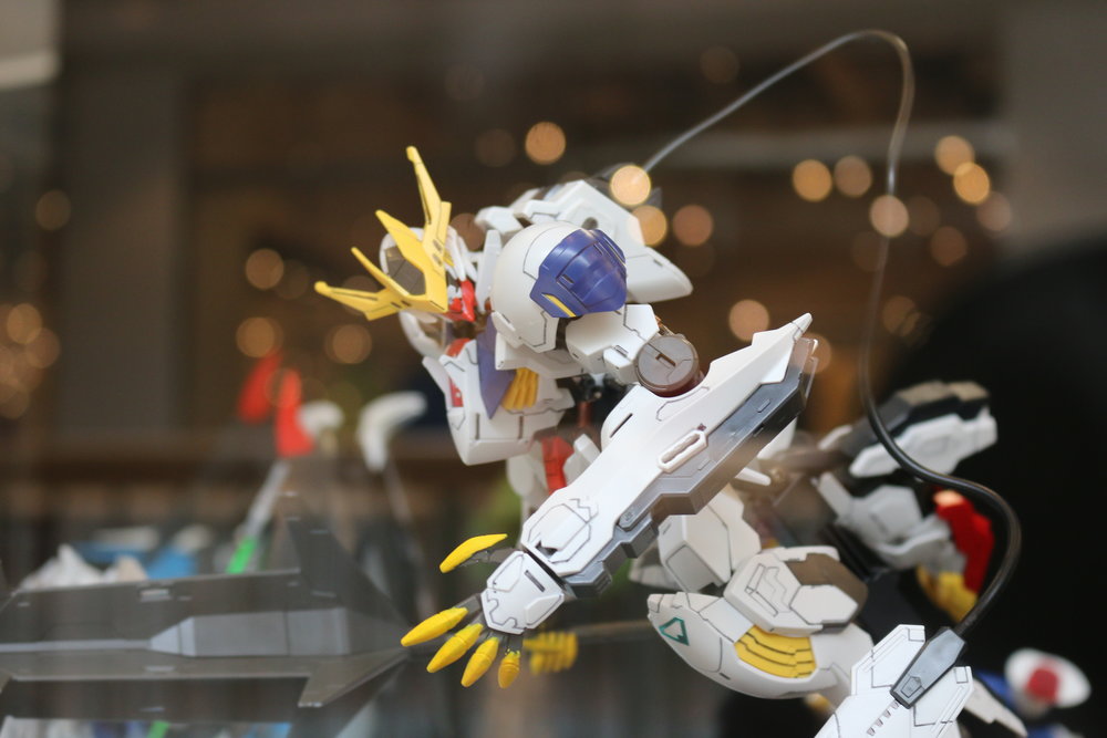  1/100 Full Mechanics Gundam Barbatos Lupus Rex   